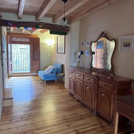 Holiday home Solpostada_casa De Pueblo Reformada